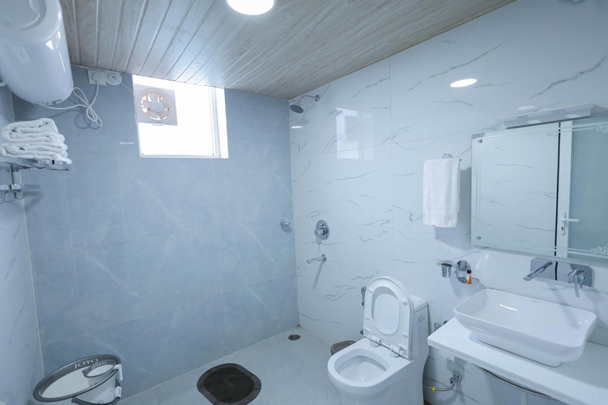 Lansdowne Vacation Homes Экстерьер фото
